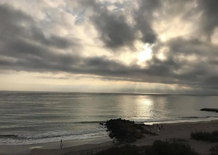 59 Kraybrezhna Apartamento